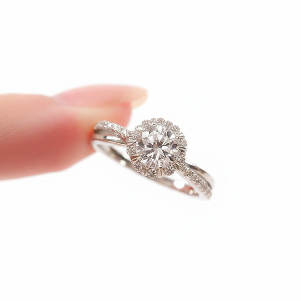 Starlit Halo Diamond Ring – Aurelian