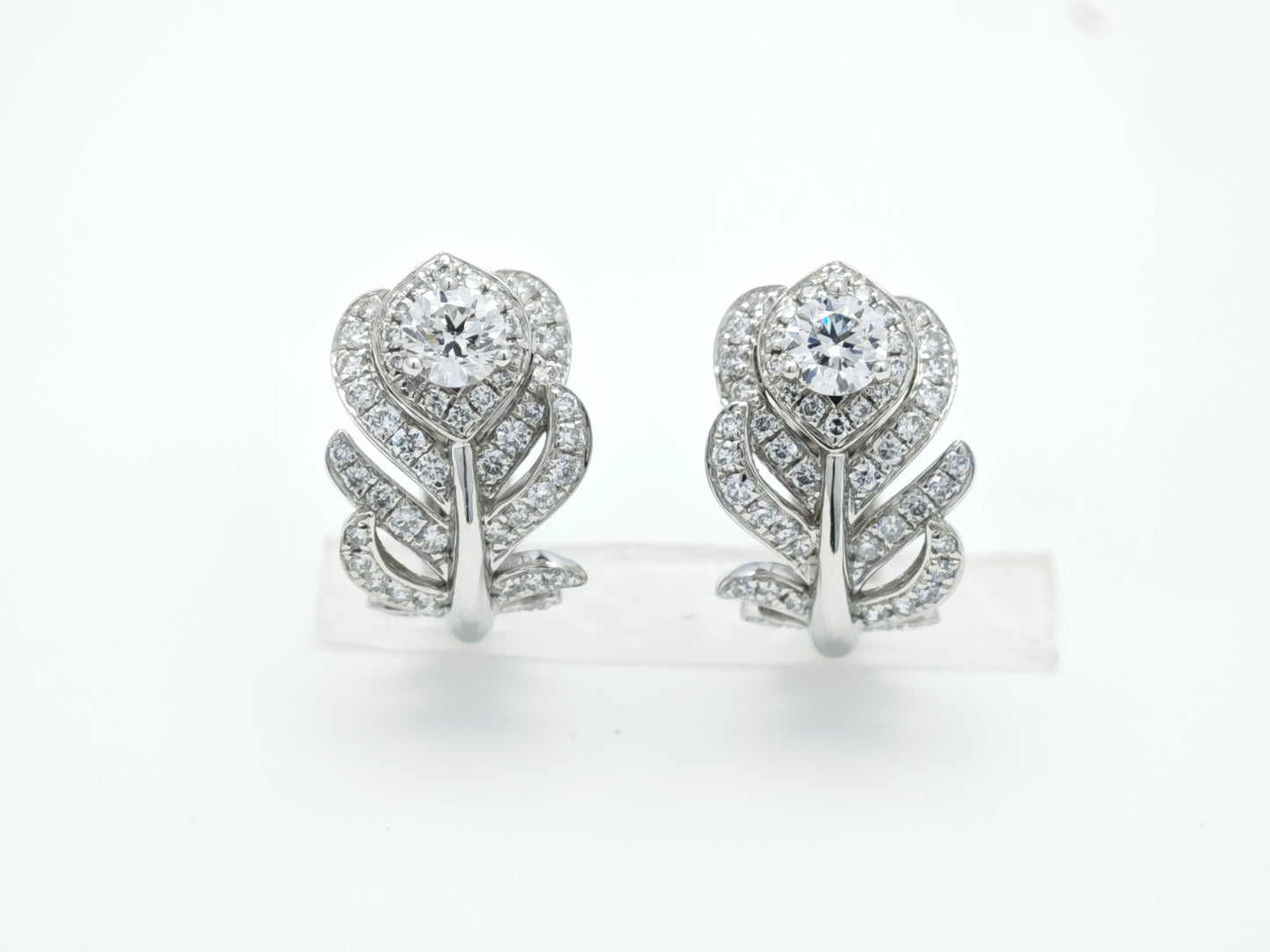 Round Feather Diamond Clip Earrings