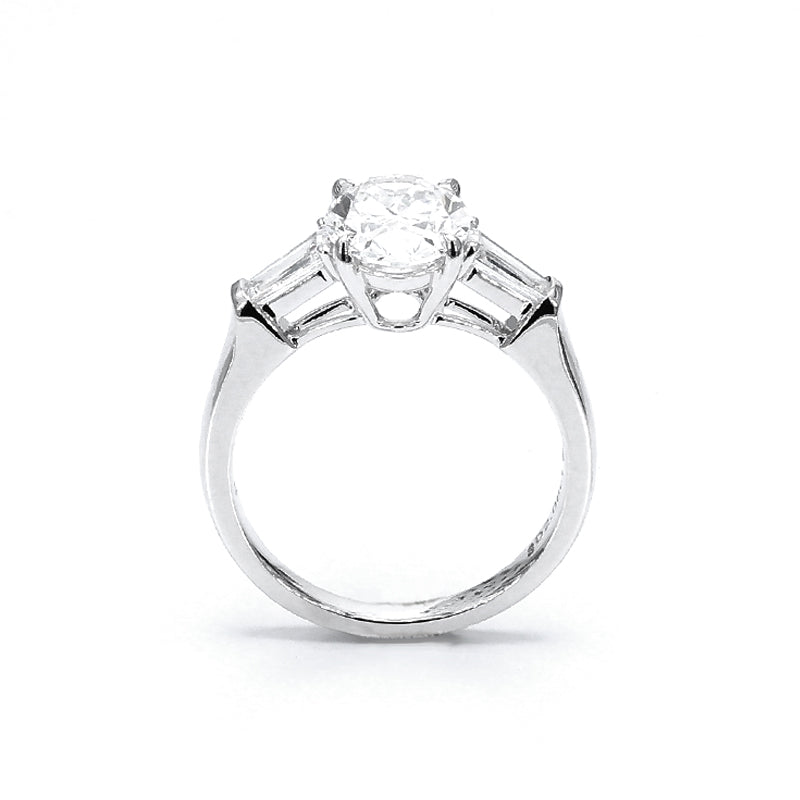Trilogy Oval Diamond Ring – Aurelian