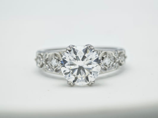 Round Diamond Ring – Aurelian