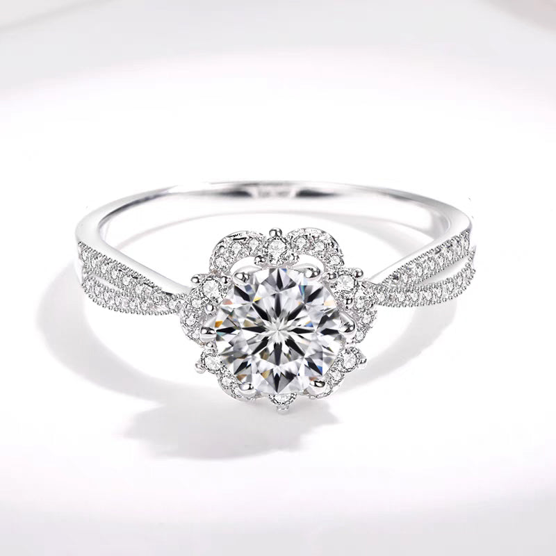 Six-Prong Diamond Ring – Aurelian