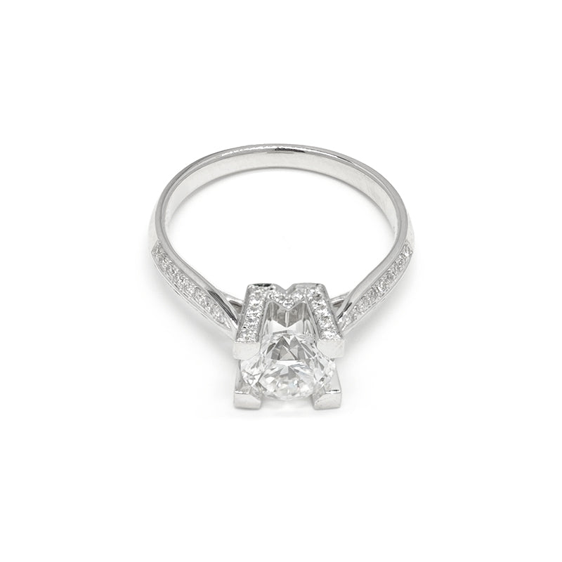 Round Letter Diamond Ring – Aurelian