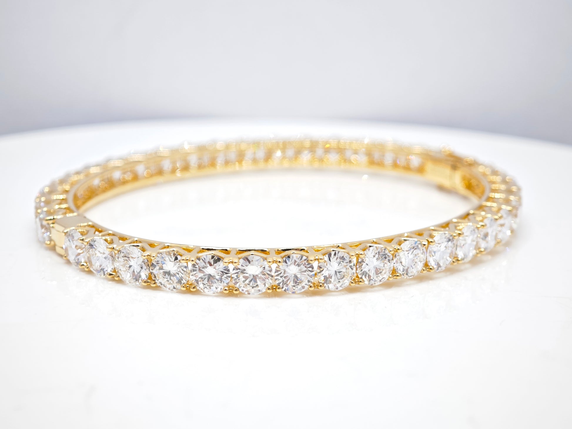 Round Pave Diamond Bangle – Aurelian
