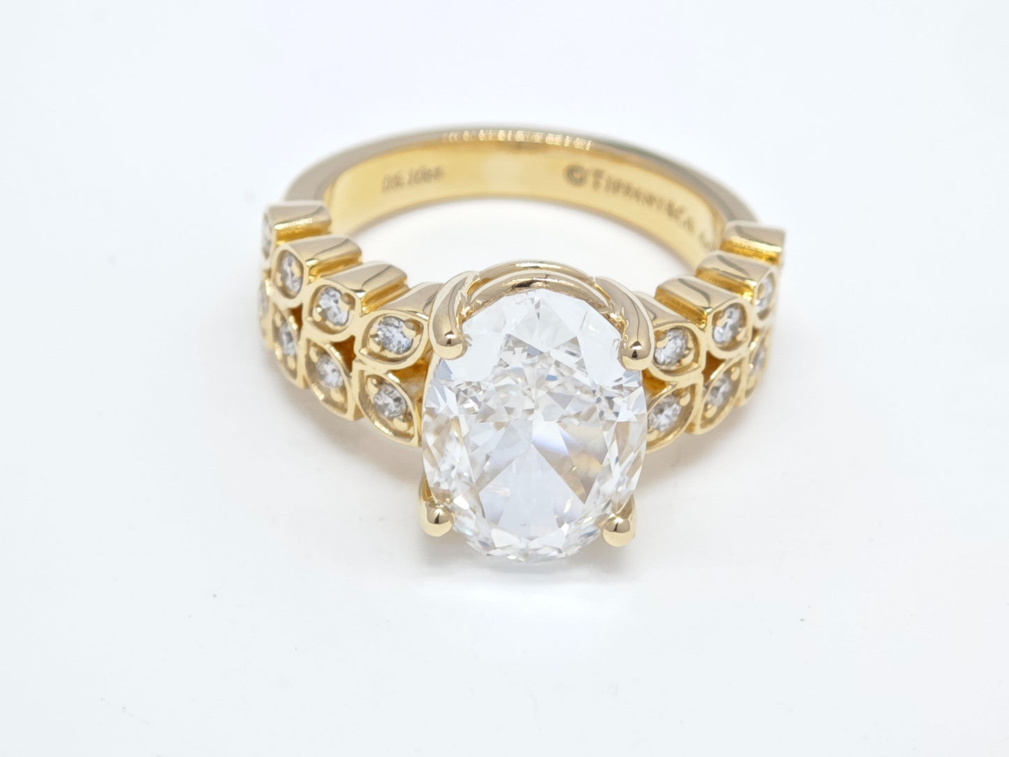 Oval Diamond Ring – Aurelian
